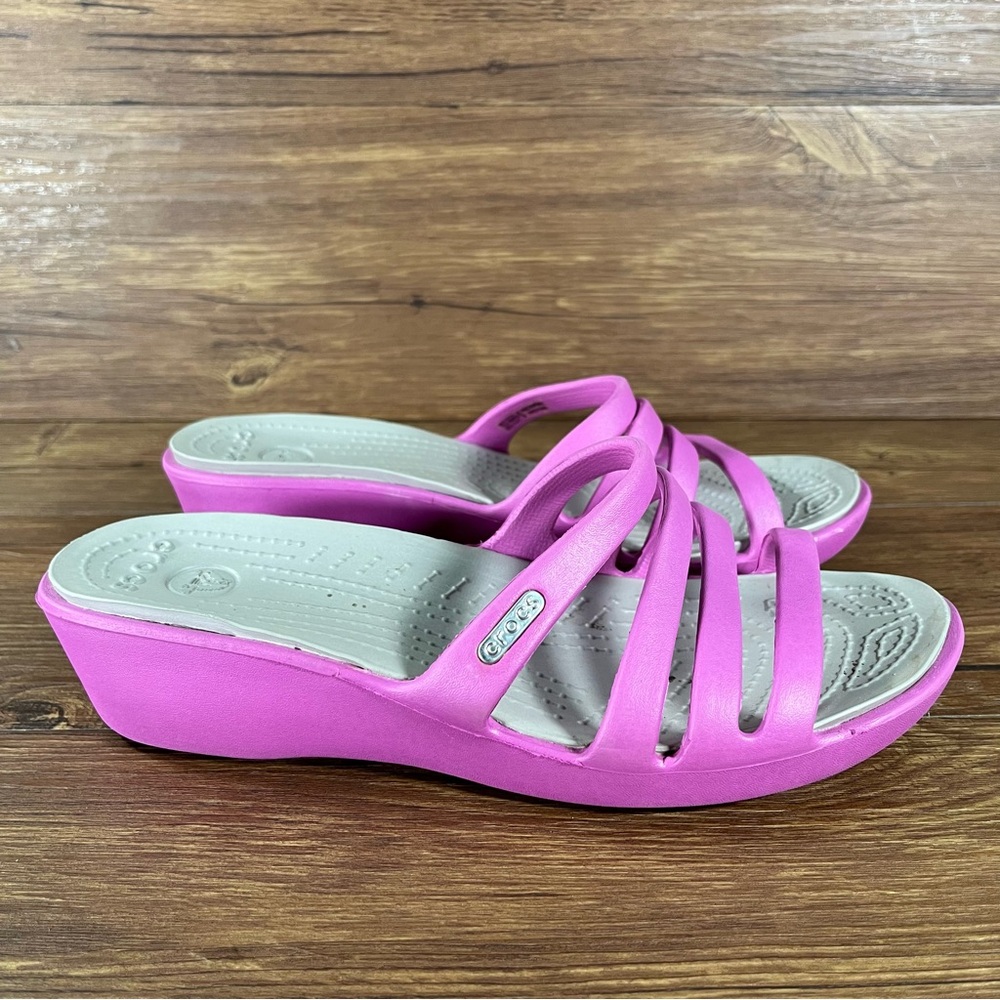 CROCS‎ Rhonda Pink Wedge Slides Sandals Women’s Size 7 Slip-On Shoes